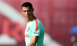 L'attaquant Cristiano Ronaldo lors d'une séance d'entraînement avec l'équipe du Portugal à Kazan (Russie), le 16 juin 2016 