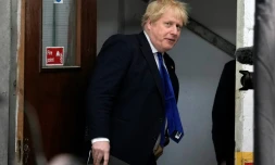 Le Premier ministre britannique Boris Johnson à l'aéroport de Lydd, dans le sud de l'Angleterre, le 14 avril 2022