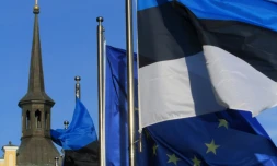 Les drapeaux européen et estonien à Tallinn, le 29 juin 2017