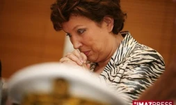 Lundi 3 décembre 2007
Le ministre de la santé Roselyne Bachelot en visite dans le sud de l'ile (archive)