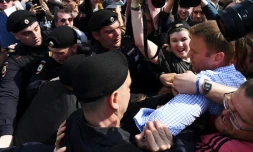 Le leader de l'opposition russe Alexeï Navalny interpellé à Moscou, le 5 mai 2018