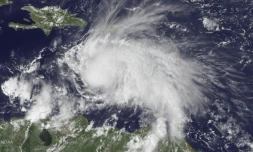 Image satellite NOAA publiée le 30 septembre 2016 montrant la position de l'ouragan Matthew en Mer des Caraïbes, le 29 septembre 2016