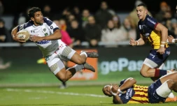 Le centre de Clermont Wesley Fofana avec le ballon lors de la victoire bonifiée 37-16 à Perpignan lors de la 13e journée de Top 14
