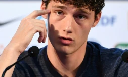L'arrière droit de la France Benjamin Pavard en conférence de presse, le 18 juin 2018 à Istra, près de Moscou  