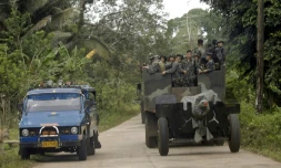 Patrouille militaire le 12 février 2009 sur l'île de Jolo aux Philippines
