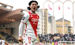 Le Japonais Takumi Minamino, auteur du premier but de Monaco face à Marseille, le 12 avril 2025 au stade Louis-II