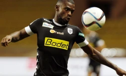 Le milieu de terrain d'Angers Abdoul Camara face à Monaco, le 1er novembre 2015 à Monaco