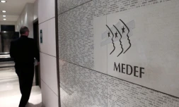 Les partenaires sociaux se retrouvent jeudi au siège du Medef pour discuter d'une promesse de campagne d'Emmanuel Macron: l'élargissement de l'assurance chômage aux indépendants et à davantage de démissionnaires