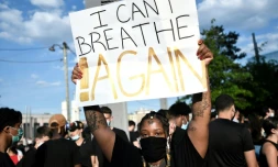 Manifestation à l'initiative des proches d'Adama Traoré devant le tribunal de Paris, le 2 juin 2020