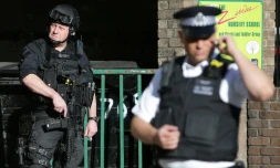Des policiers armés dans le centre de Londres, le 15 septembre 2017
