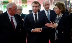 Le président Emmanuel Macron et le ministre des Armées Florence Parly au salon Euronaval, au Bourget, le 23 octobre 2018