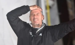 Arrivé samedi à 01h40 aux Sables d'Olonne, 50 jours après le vainqueur, Sébastien Destremau (TechnoFirst-faceOcean) finit 18e et dernier du Vendée Globe