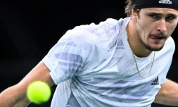 L'Allemand Alexander Zverev contre l'Espagnol Rafael Nadal en demi-finale du Masters 1000 de Paris, le 7 novembre 2020