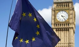 Un drapeau européen devant Big Ben à Londres, le 2 juillet 2016