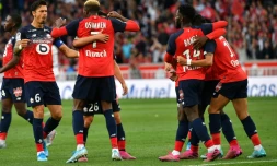 Les joueurs de Lille fêtent leur victoire à domicile 2-1 sur Angers en L1 le 13 septembre 2019