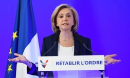 La candidate des Républicains (LR) à la présidentielle, Valerie Pecresse tient une conférence de presse le 24 mars 2022 à Paris