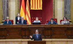 Le président indépendantiste catalan Artur Mas, lors d'une session au Parlement à Barcelone, le 9 novembre 2015