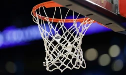 Le match de saison réguliÚre entre les Minnesota Timberwolves et les Brooklyn Nets, le 12 avril dans la soirée à Minneapolis, a été reporté, au lendemain de la mort d'un jeune homme noir lors de son interpellation dimanche prÚs de la ville, a annoncé la NBA