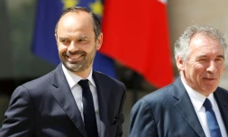 Le Premier ministre Edouard Philippe (g) et le ministre de la Justice Francois Bayrou quitte le palais de l'Elysée à Paris, le 31 mai 2017