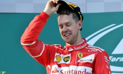 Le pilote allemand Sebastian Vettel (Ferrari), victorieux du GP d'Australie, le 26 mars 2017 à Melbourne