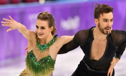 Les Français Gabriella Papadakis et Guillaume Cizeron lors du programme court de la danse sur glace, aux Jeux olympiques de Pyeongchang, le 19 février 2018