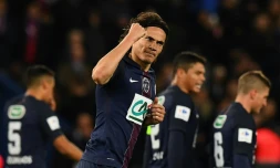 L'attaquant du PSG Edinson Cavani fête un but contre Monaco en demi-finale de la Coupe de France, le 26 avril 2017 au Parc des Princes
