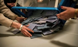 Les autorités néerlandaises ont abandonné le système informatique employé depuis 2009 pour retourner vers un comptage à la main des bulletins lors des élections législatives du 15 mars