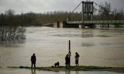 La Garonne en crue à Marmandes, dans le Lot-et-Garonnes