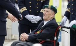 Le dernier membre du commando Kieffer Léon Gautier à Colleville-Montgomery, dans le Calvados, le 6 juin 2023 