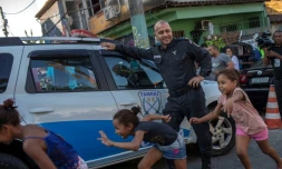 L'acteur Marcos Palmeira sur le tournage d'un film sur la  "pacification" des favelas, le 17 juillet 2018 dans la favela de Tavares Bastos à Rio 