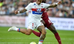 L'attaquant de Lyon Memphis Depay contre Metz en championnat, le 8 avril 2018 à Metz 