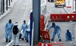 Des équipes de la police scientifique sur le London Bridge, le 4 juin 2017