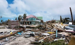 Des structures détruites par le passage de l'ouragan Irma à Orient Bay, sur l'île de Saint-Martin, le 7 septembre 2017