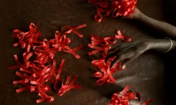 Paris devient dimanche la capitale de la lutte contre le sida avec l'ouverture de la conférence internationale de recherche, qui prend une coloration politique inhabituelle en raison des coupes prévues par Donald Trump dans les financements