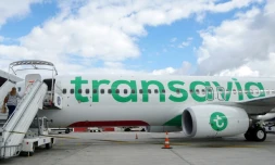 Le mouvement de grÚve des hÎtesses et stewards de Transavia France à l'appel de la CGT n'a qu'un impact limité sur le trafic vendredi, avec 95% des vols maintenus