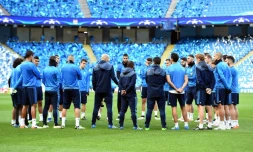 Les joueurs du Real Madrid lors d'un entraînement le 25 avril 2016 à l'Etihad Stadium de Manchester City