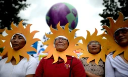 Des manifestants contre le réchauffement climatique, à Manille le 28 novembre 2015