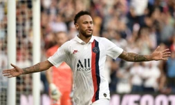 L'attaquant brésilien du Paris SG, Neymar, savoure son but contre Strasbourg, en L1 au Parc des Princes, le 14 septembre 2019
