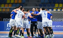 La joie des Bleus aprĂšs leur victoire sur le Portugal lors du match de groupes du Mondial au Caire, le 24 janvier 2021