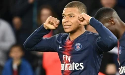 L'attaquant du Paris SG Kylian Mbappé auteur d'un doublé lors de la victoire sur Nîmes 3-0 au Parc des Princes le 23 février 2019