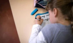 Chez les enfants analysés, 34 molécules de perturbateurs endocriniens ont été trouvées en moyenne