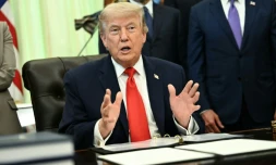 Le président américain Donald Trump dans le Bureau ovale de la Maison Blanche, le 11 juin 2026 à Washington
