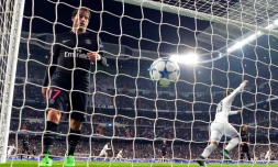 Le but de Nacho pour le Real Madrid contre le PSG, le 3 novembre 2015 à Bernabeu