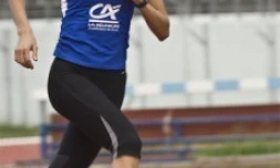 Handisports - Ekatarina Piery détient le record de France féminin du 800 m sourd en et celui du 1500 m