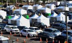 Un centre de vaccination installé sur la campus de la California State University à Los Angeles le 4 mars 2021