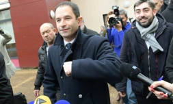 Benoît Hamon vote au second tour de la primaire du PS, le 29 janvier à Trappes 