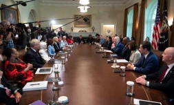 Le président Joe Biden entouré de ses ministres, six mois après son arrivée au pouvoir, le 20 juillet 2021 à la Maison Blanche