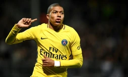 L'attaquant du PSG ylian Mbappé auteur d'un doublé face à Angers au stade Raymond-Kopa, le 4 novembre 2017
