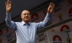 Le président turc Recep Tayyip Erdogan lors d'un meeting à Istanbul le 23 juin 2018
