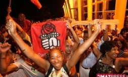 Dimanche 16 Mars 2008

Kabar de la Victoire pour Gilbert Annette à  Saint-Denis de la Réunion